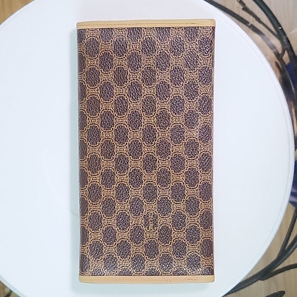 Vintage Celine Crossbody & Wallet - Picture 15 of 16